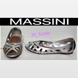 New Massini Flats Shoes Womens 8.5 Strappy Silver Metallic Comfort Slides NWT